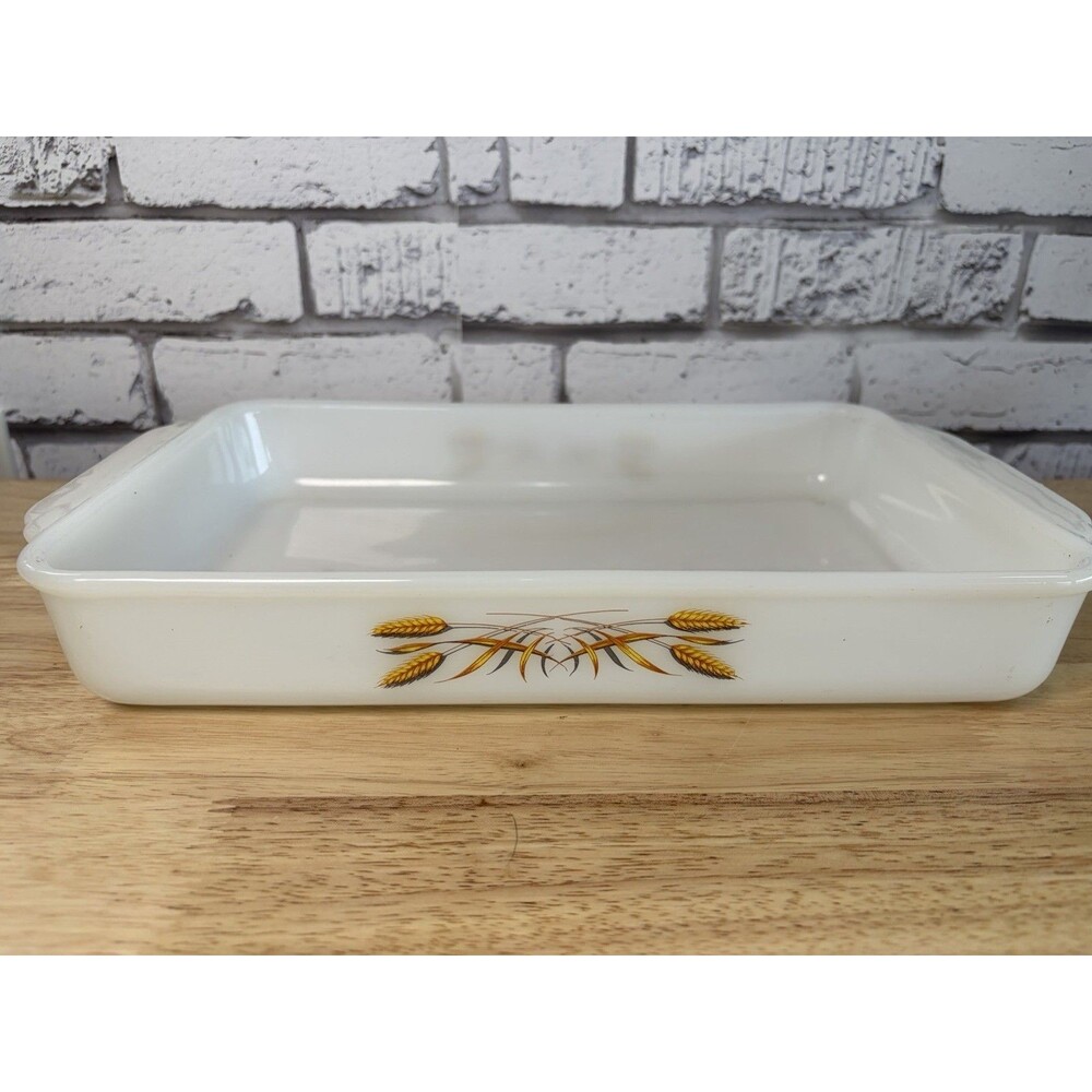 Anchor Hocking Fire-King Wheat Pattern Casserole Cake Pan 2 Qt #411 Milk Glass